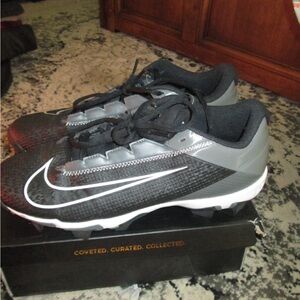 Nike Black and Gray Sneakers